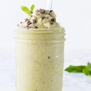 Mint Cacao Nib Smoothie