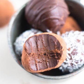 Easy Vegan Truffles