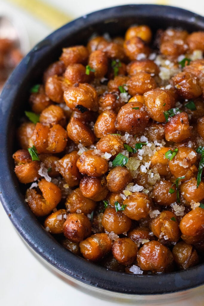 Sweet & Spiced Roasted Chickpeas