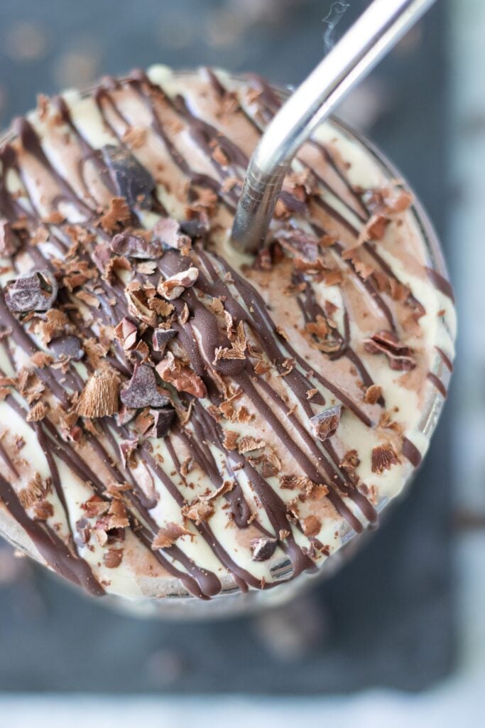 chocolate date smoothie