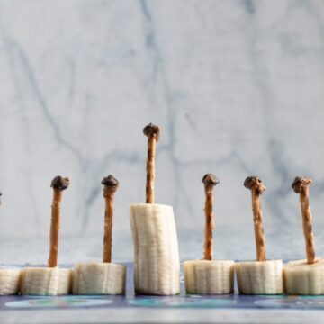 Banana-Menorah-1