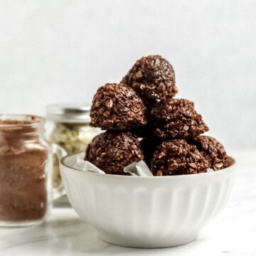 Vegan and gluten-free snacks featuring fudgy hemp bites