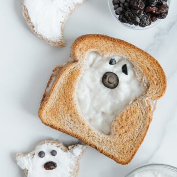 Vegan Grilled Cheese Ghosts