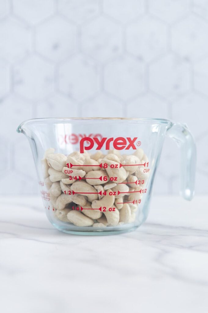 How to Quickly Soak Cashews