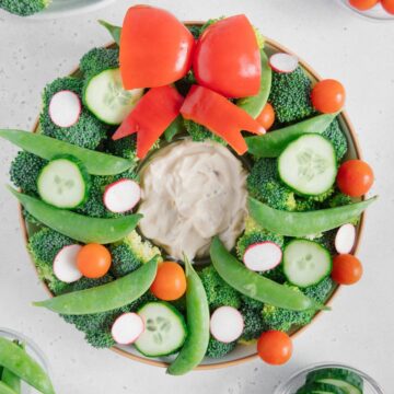 Christmas Wreath Veggie Platter
